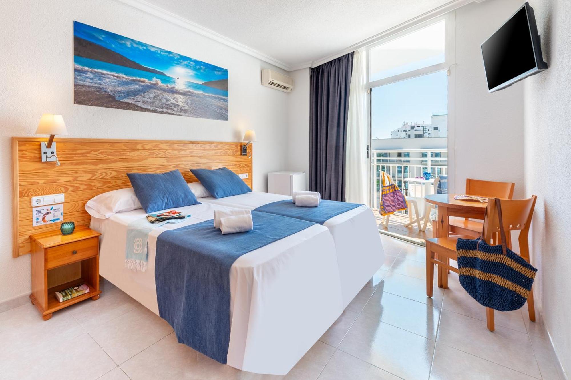 Aparthotel Vibra Sanan - Adults Only Sant Antoni de Portmany Екстериор снимка
